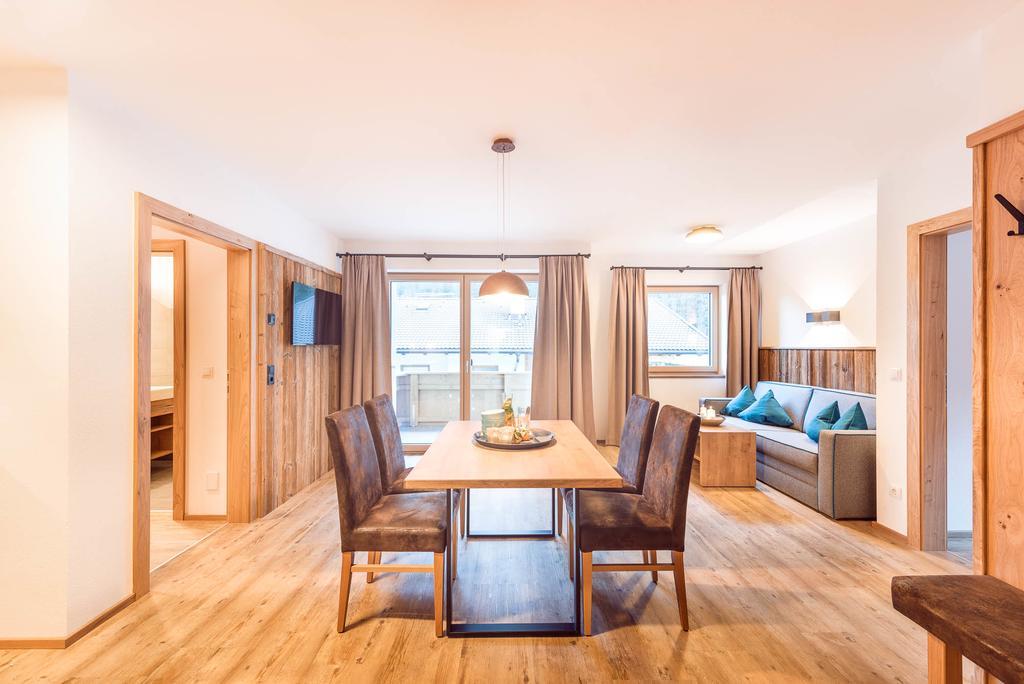 stoanmandl Wohlfühlappartements Neustift im Stubaital Zimmer foto